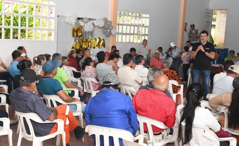 Alcalde Germán Casagua impulsa inversión histórica para transformar la vida de más de 350 familias en San Antonio