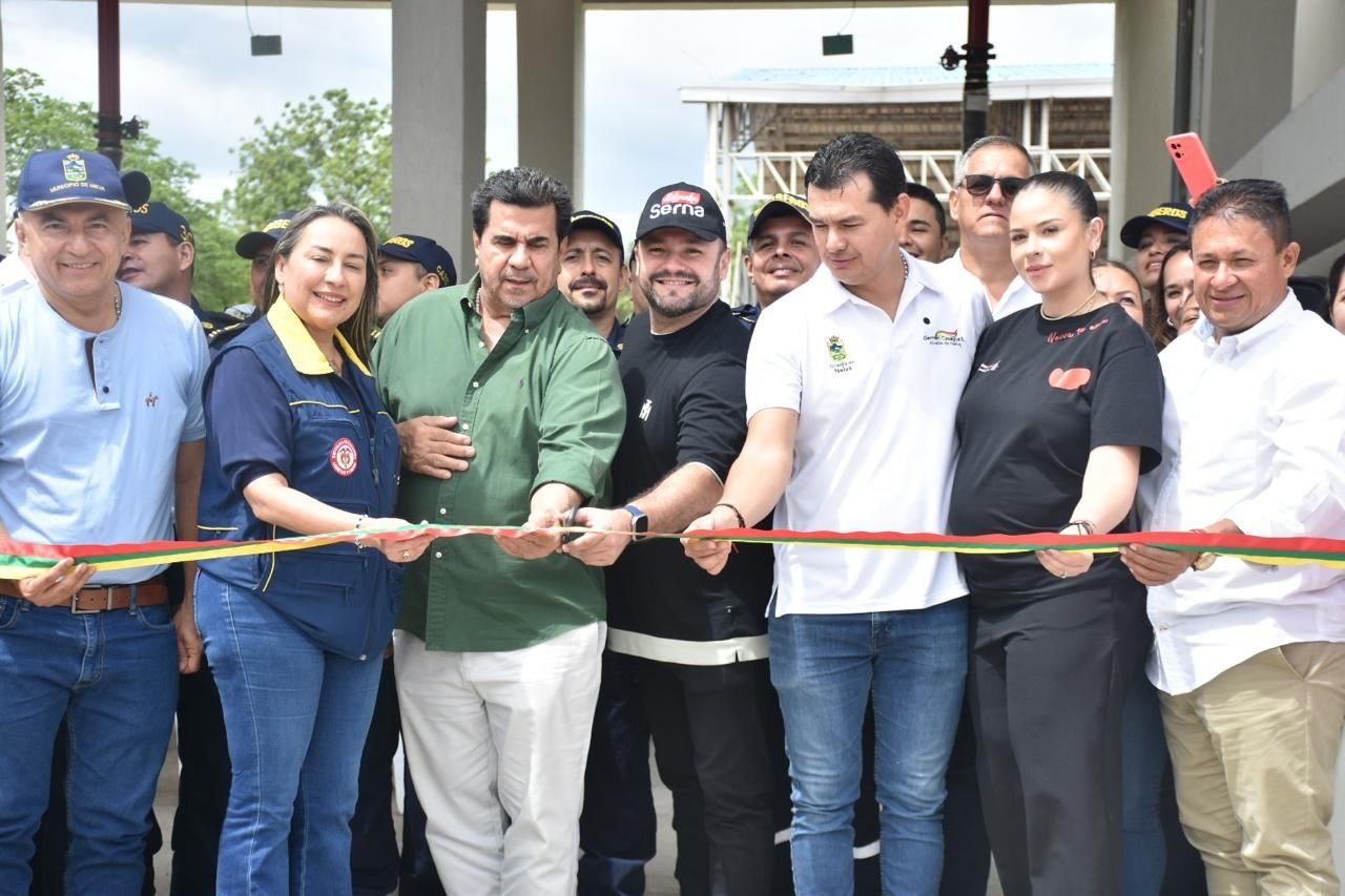 Alcalde Germán Casagua entregó Subestación de Bomberos del Oriente