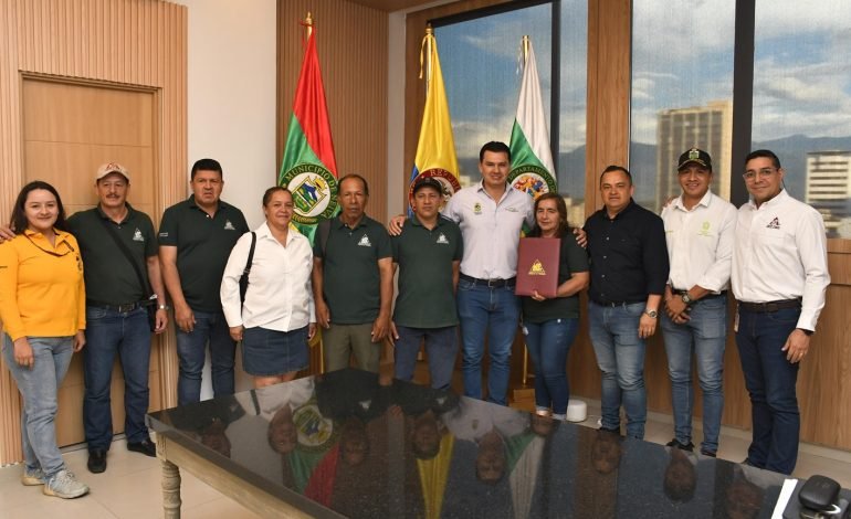 Histórica inversión del Alcalde Casagua en baterías sanitarias para familias cafeteras de Neiva