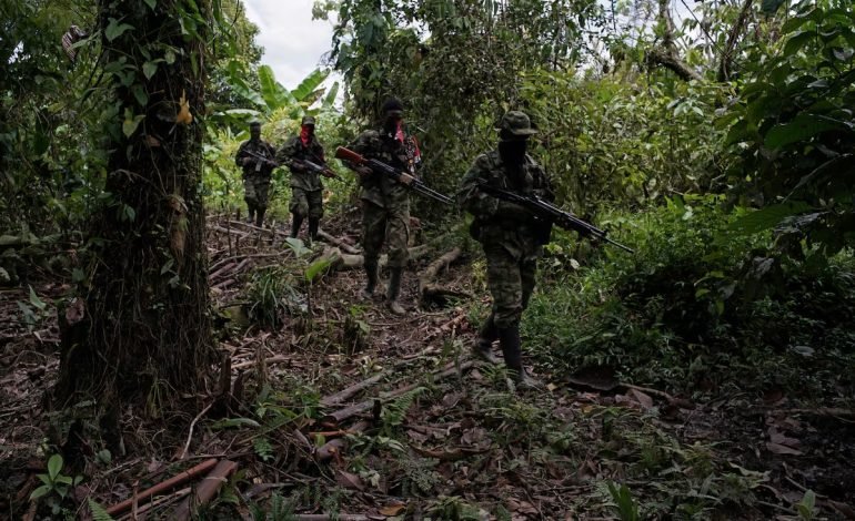 Paro armado del ELN genera tensión nacional y refuerza medidas de seguridad en Colombia