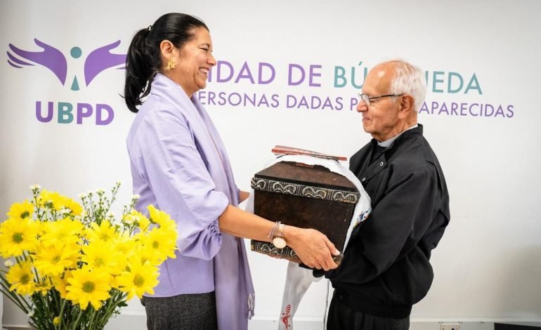 La Unidad de Búsqueda halló, identificó y entregó dignamente al padre Camilo Torres