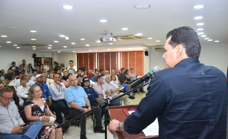 Alcalde Casagua avanza en actualización del POT de Neiva y socializa proceso con gremios y comunidad