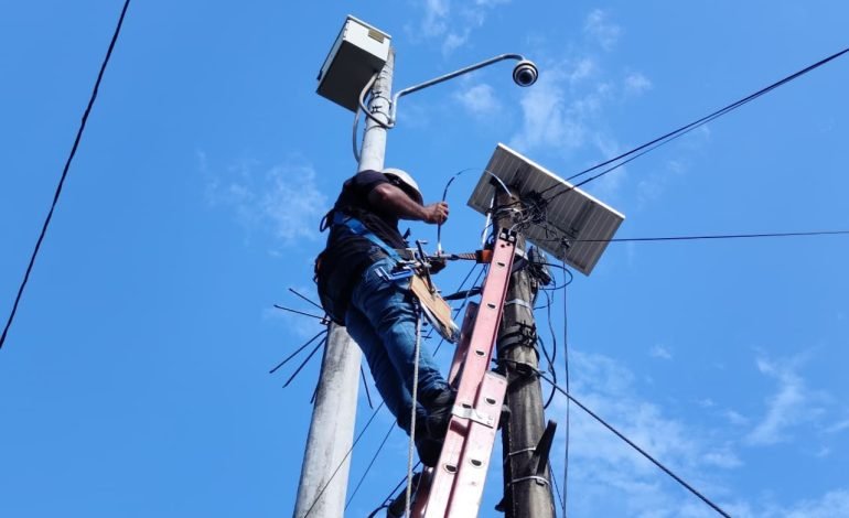 Alcalde Casagua avanza en instalación de 57 alarmas comunitarias para fortalecer seguridad en Neiva