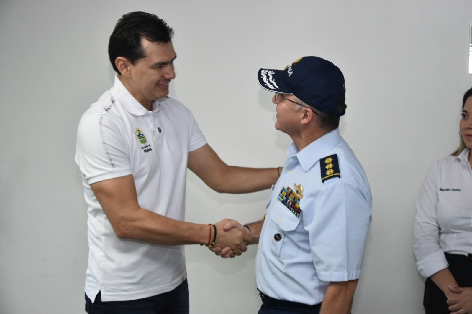 Alcalde Casagua gestionó nueva ruta aérea directa Neiva – Medellín