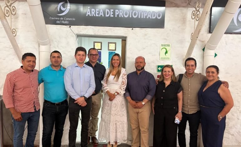 Cámara de Comercio del Huila estrena el Laboratorio Empresarial 360°: un espacio para convertir ideas en negocios reales