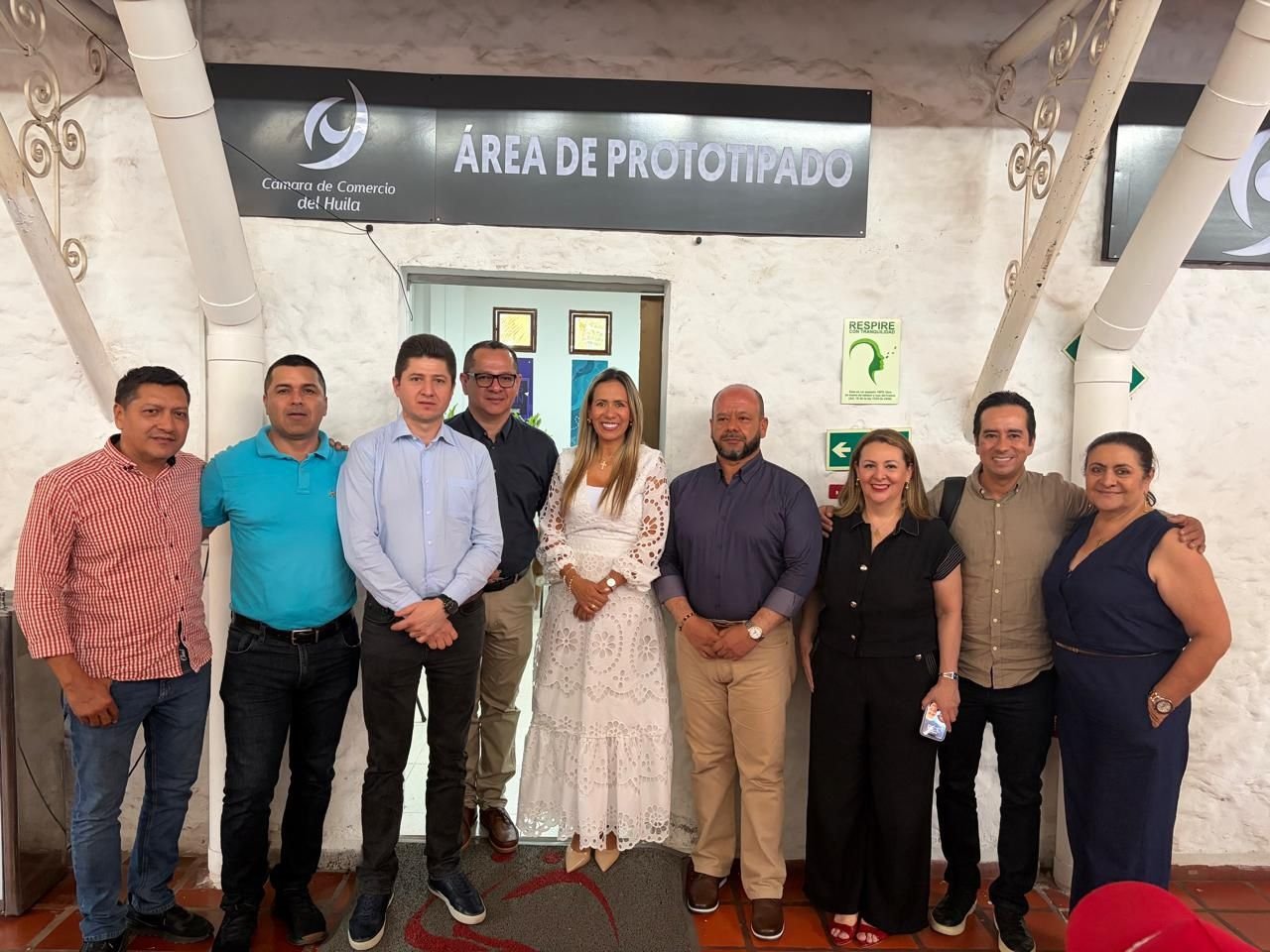 Cámara de Comercio del Huila estrena el Laboratorio Empresarial 360°: un espacio para convertir ideas en negocios reales